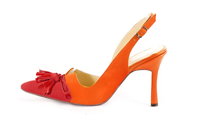 French elegance and refinement for these scarlet red and clementine orange dress slingback shoes, with a knot, 
                available in many subtle leather and colour combinations. "The pretty French" spirit of this beautiful pump will accompany your steps nicely and comfortably.
To be personalized or not, with your materials and colors.  
                Matching clutches for parties, ceremonies and weddings.   
                You can customize these shoes to perfectly match your tastes or needs, and have a unique model.  
                Choice of leathers, colours, knots and heels. 
                Wide range of materials and shades carefully chosen.  
                Rich collection of flat, low, mid and high heels.  
                Small and large shoe sizes - Florence KOOIJMAN